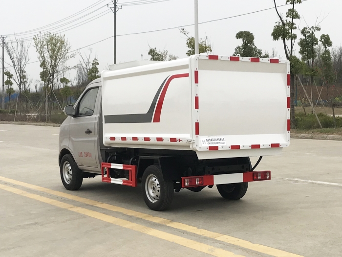 長安跨越側掛桶式垃圾車